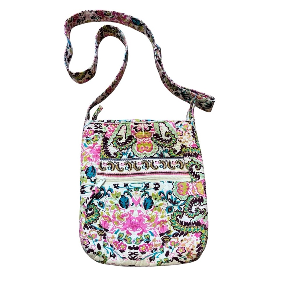 Purse Adjustable shoulder strap Zipper closure